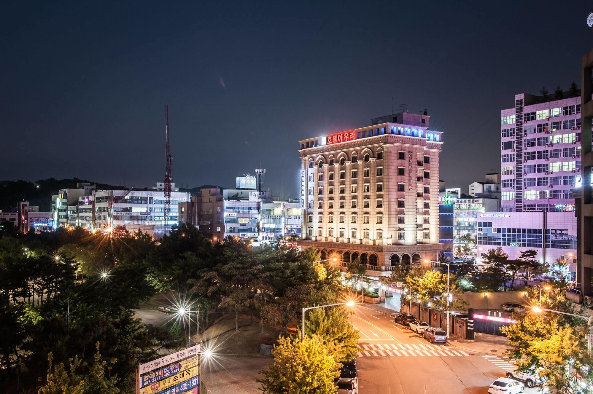 Aura Hotel Ансан Экстерьер фото