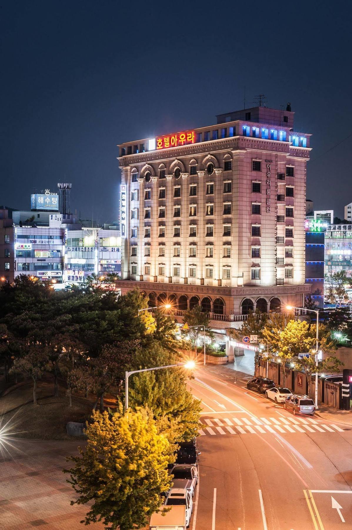 Aura Hotel Ансан Экстерьер фото